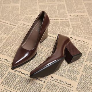Giày Cao Gót Nữ Mũi Nhọn Dày Gót Slip-On Nông Miệng 35-42