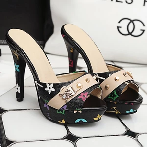VNFF34-43 Kích Thước Lớn Kích Thước Nhỏ Mùa Hè Phong Cách Mới Nền Tảng Chống Thấm Nước Siêu Cao Gót Presbyopic Đinh Tán Khóa Dây Đeo Hộp Đêm Dây Lưng Miệng Cá Mở Mũi Dép Dép Dép