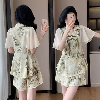 Bộ đồ mùa hè nữ phong cách Trung Quốc mới, nhẹ nhàng và thời trang, gồm áo thiết kế tươi mới và quần short thoải mái