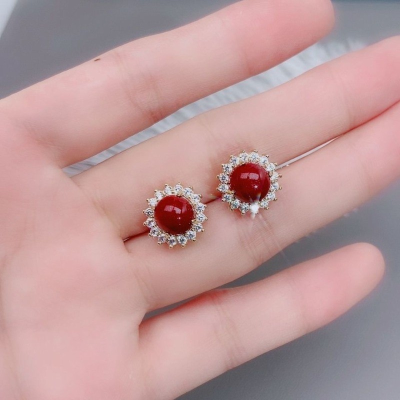 Bông tai dát hạt tròn Cinnabar, Bông tai thời trang cổ điển