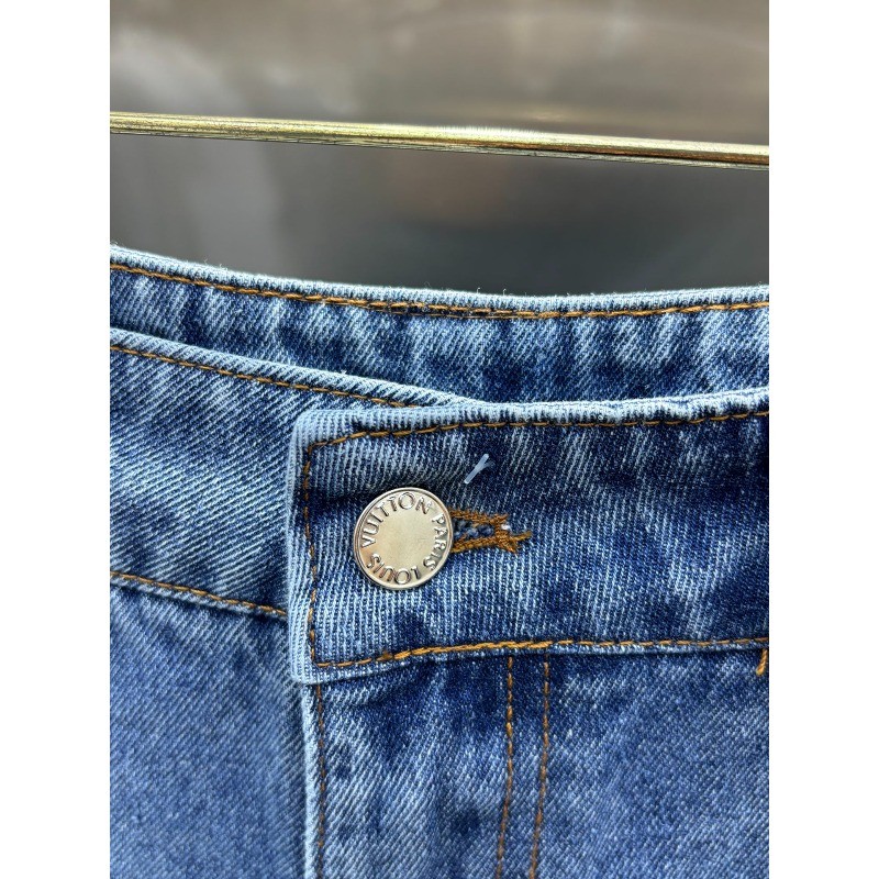 Quần short thêu Denim lưng cao mới dành cho nữ