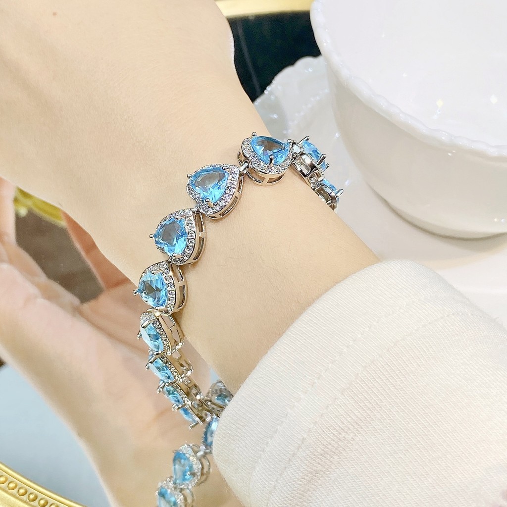 Vòng tay hình trái tim kim cương carbon cao cấp siêu sáng, phong cách sang trọng
