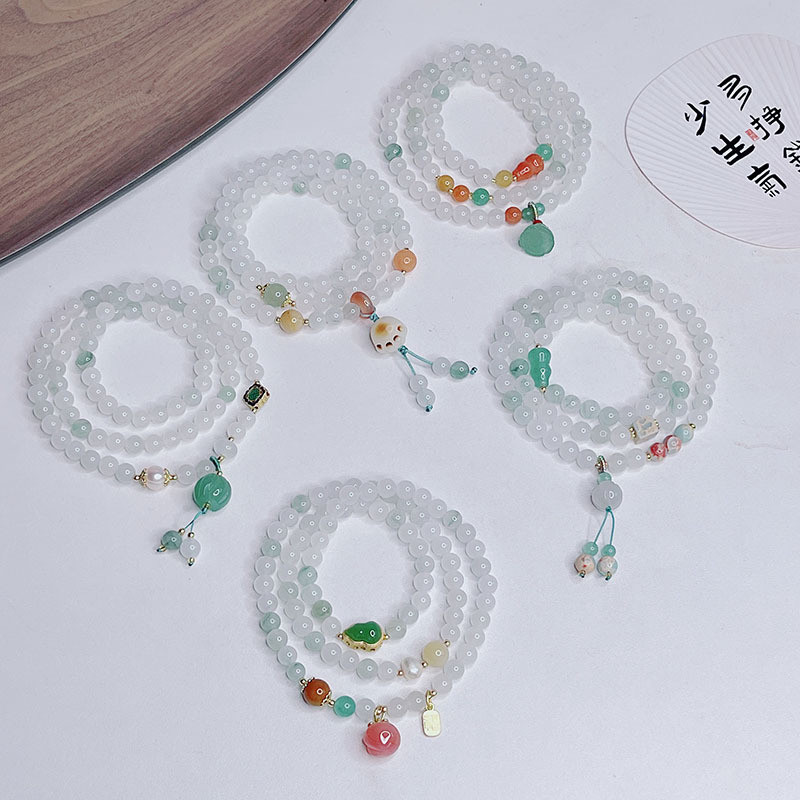 Vòng tay ngọc bích phong cách Trung Quốc cổ điển