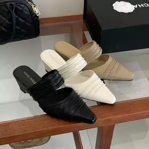 TT Nửa Dép Nữ 2026 Phong Cách Mới Nêm Gót Nhọn Mũi Nhọn Lười Mules