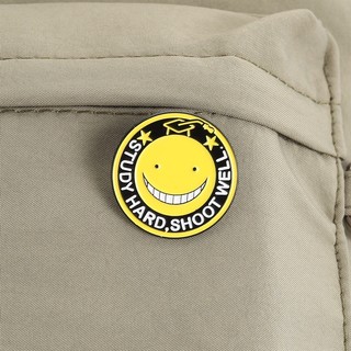 Ba lô và quần áo sáng tạo từ anime Koro Sensei - Huy hiệu men ám sát mặt cười