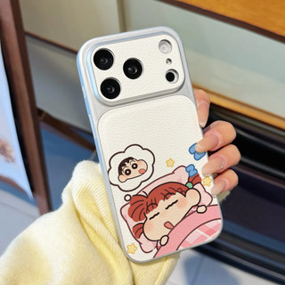 Ốp điện thoại ngủ cặp đôi Crayon Shin-chan Nene cho iPhone 17 / 16 / Pro / 15Plus / 14 / 13 / 12 / 11 / Kết cấu da phủ kim loại Vỏ bảo vệ chống sốc và chống rơi