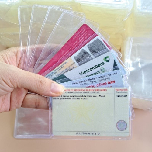 Bọc Thẻ Chống Trầy Xước Dùng Cho CCCD, ATM, CMND - Chất Liệu PVC Trong Suốt, Bảo Vệ Chip Điện Tử