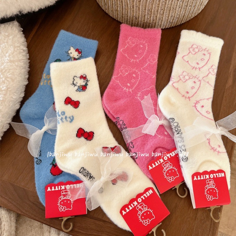 Dây giày giữ ấmHello Kitty tất cotton nữ mid-tube