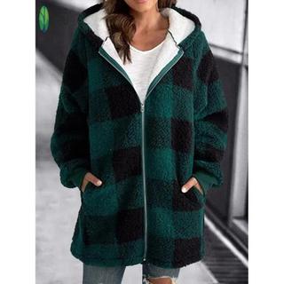 Áo Khoác Oversize Nữ Sang Trọng, Phù Hợp Mặc Cùng Bạn Bè