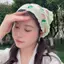 Khăn rỗng handmade hình tam giác màu dâu anh đào, phù hợp làm khăn tóc và chụp ảnh khi du lịch vào xuân hè