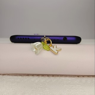 Điện Thoại Di Động Chống Bụi Cắm 1 Hoa Trắng 26 Trắng Rỗng Chữ Cái Điện Thoại Di Động Chống Bụi Cắm
