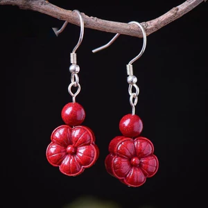 Bông tai hoa Cinnabar, Bông tai phù hợp sang trọng tinh tế