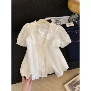Áo sơ mi viền nấm ren trắng Thiết kế áo sơ mi ngắn tay Feel Niche Baby Shirt Cover Belly