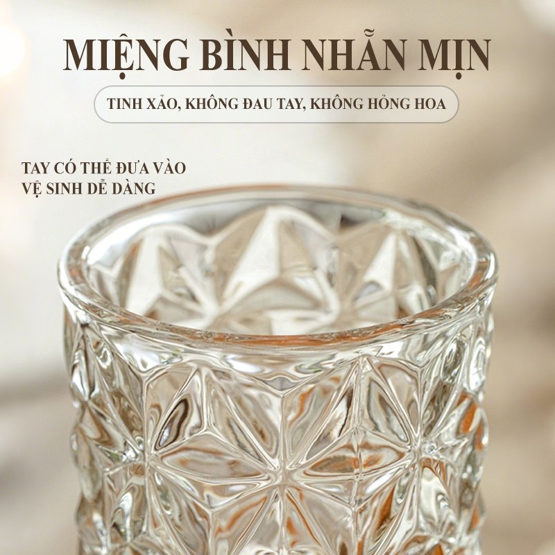 Bình hoa thủy tinh để bàn phong cách hiện đại, thiết kế nhà gờ độc đáo, phù hợp cắm hoa trang trí không gian