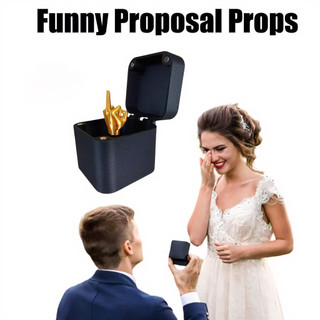 【COD】Hộp trang trí ngón giữa hài hước, chất liệu bền đẹp không phai màu, dùng làm quà tặng prank và decor góc làm việc.