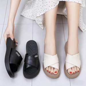 Giày Nữ Tất Cả Trận Đấu Phong Cách Mới Dép Mùa Hè Đế Dày Dép Bên Ngoài Mặc Thường Ngày Chống Trơn Trượt Rò Rỉ Ngón Chân Mẹ Giày
