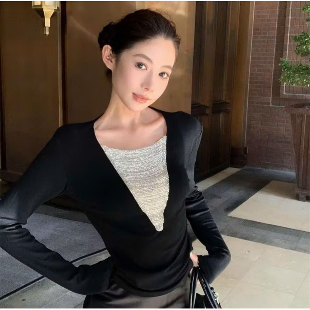 Áo Thun Nữ Tay Dài Cổ V Phối Cườm MS558 Thun Cotton Co Giãn Ôm Body Sang Chảnh ESHOP Bigsize 45-85kg