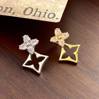 Châu Âu Mỹ ins Phong Cách Mới Hoa Bốn Lá Bông Tai Kim Cương Rỗng Nữ