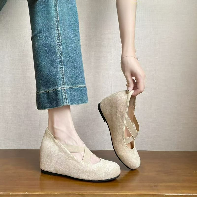 ✨Spot】Mary Jane Giày Nữ Kiểu Hàn Tối giản Đế nâng cao 6cm Dễ phối đồ Đế êm Thon gọn chân Giày