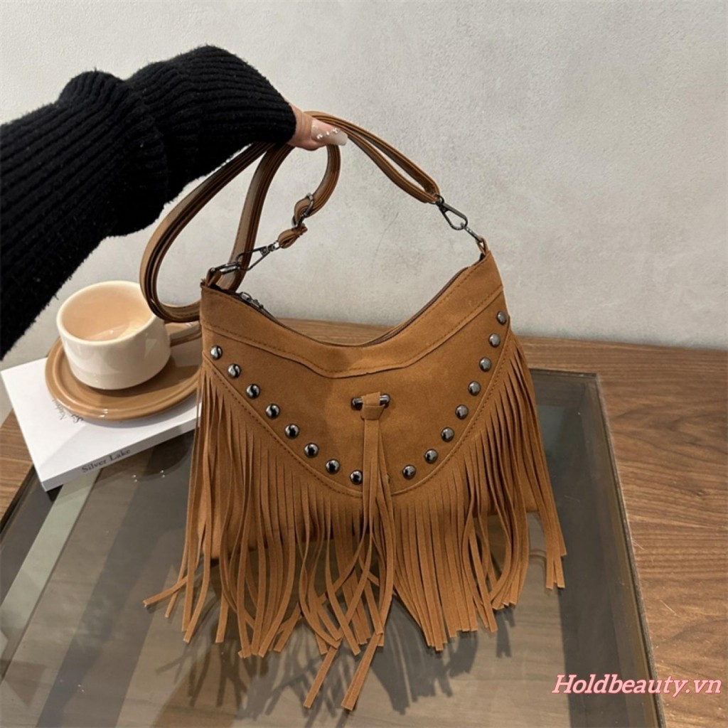 [Wxv2] Túi đeo chéo tua rua Bohemian giả da lộn cổ điển Đinh tán có dây kéo Túi đeo vai