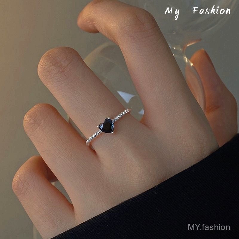 Nhẫn thời trang màu đen phong cách mát mẻ, phù hợp cho bé gái