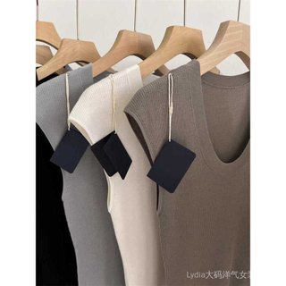 Áo Thun Không Tay Nữ Cổ Chữ U Chất Liệu Silk Lạnh, Thiết KếSlim-Fit, Sang Trọng Cho Mùa Hè