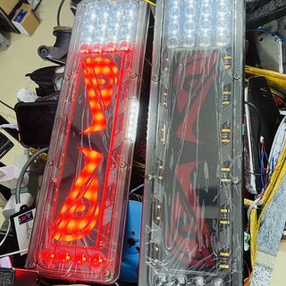 Đèn hậu xe tải HÌNH ĐÔI MẮT cao 14 dài 46cm nhiều chế độ