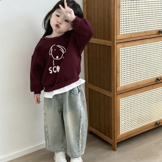 Áo nỉ cổ tròn mỏng, dáng rộng, thoải mái, in hình vẽ chú cún con dễ thương dành cho bé gái.