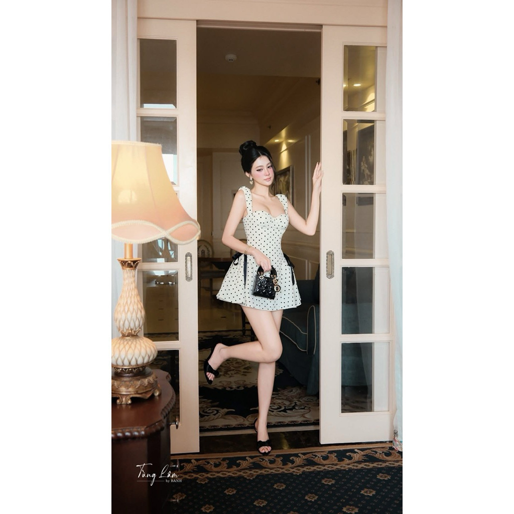 Đầm hai dây chấm bi phối chân xoè đính nơ sườn nữ tính sang chảnh Đồ lót bảo hộ  TL BYJOLIE