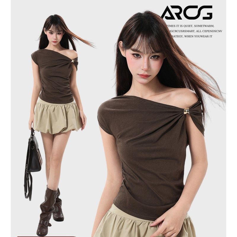 Milyfashion Loose Slim-fit Kích thước lớn Độ đàn hồi cao Trang trí ba chiều Vai nghiêng không đều T Summer Slim @ -