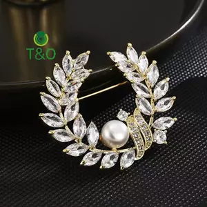 Trâm Cài Ngọc Trai Pha Lê Sang Trọng - Phù Hợp Làm Quà Tặng Cho Nữ