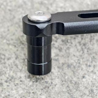 Ghế câu cá đa năng với hộp đựng thực phẩm và giá cần câu mở rộng, chất liệu nhôm hợp kim magie bền bỉ.