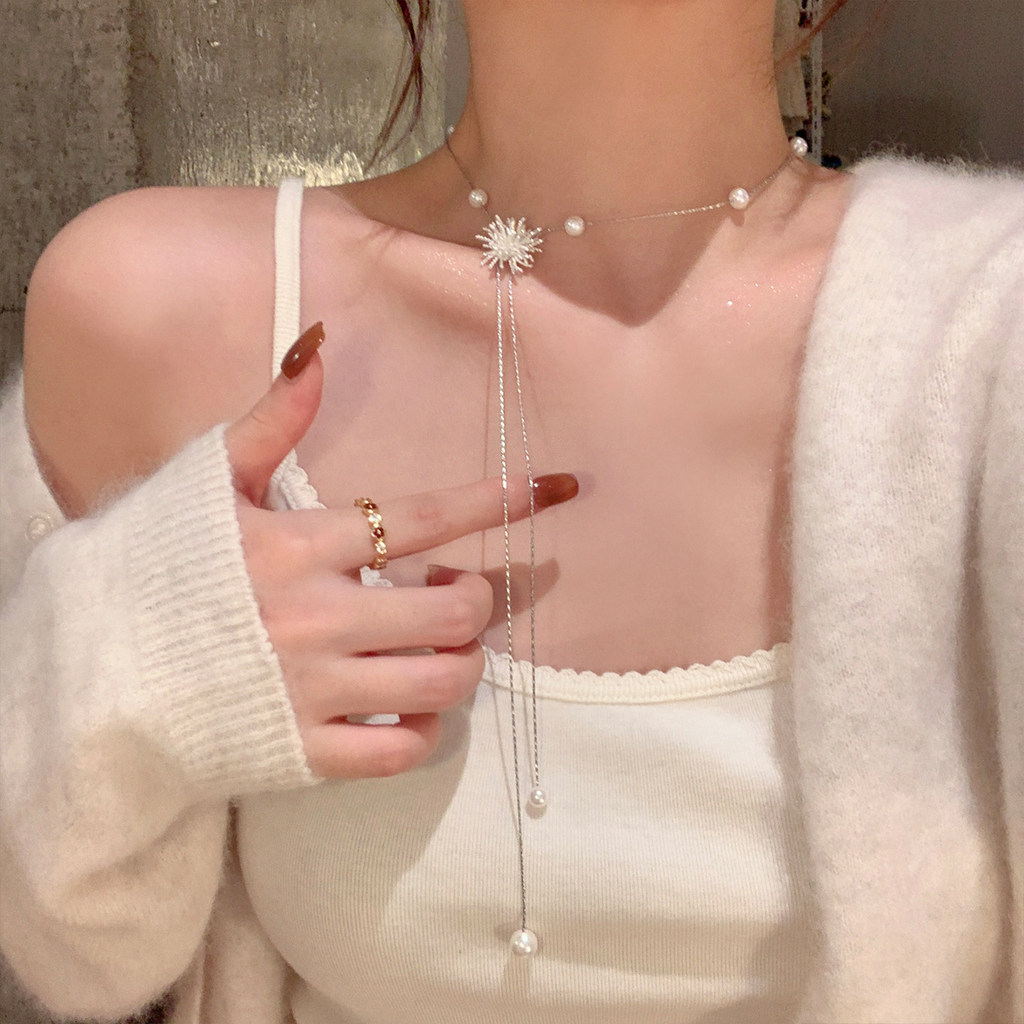 Vòng cổ nữ ngọc trai với thiết kế pháo hoa kéo ra, đa năng và phù hợp nhiều style