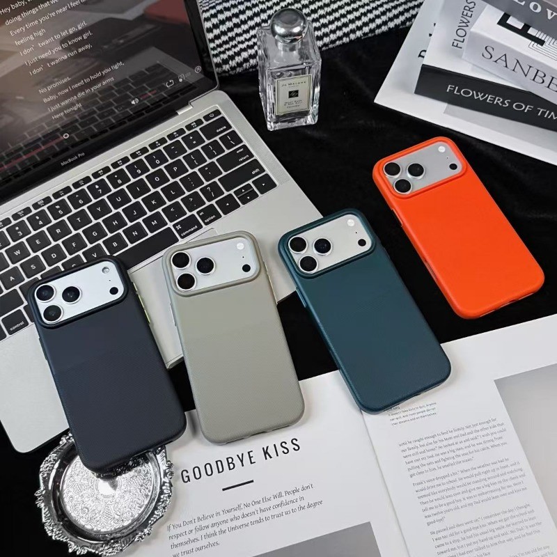 Lỗ Lớn Mờ Hút Từ Tính Tích Hợp Ốp Điện Thoại Đổ Xô Thích Hợp Cho IPhone 17 16 15 14 13 12 11 Pro Max Plus Ốp lưng Ốp Lưng