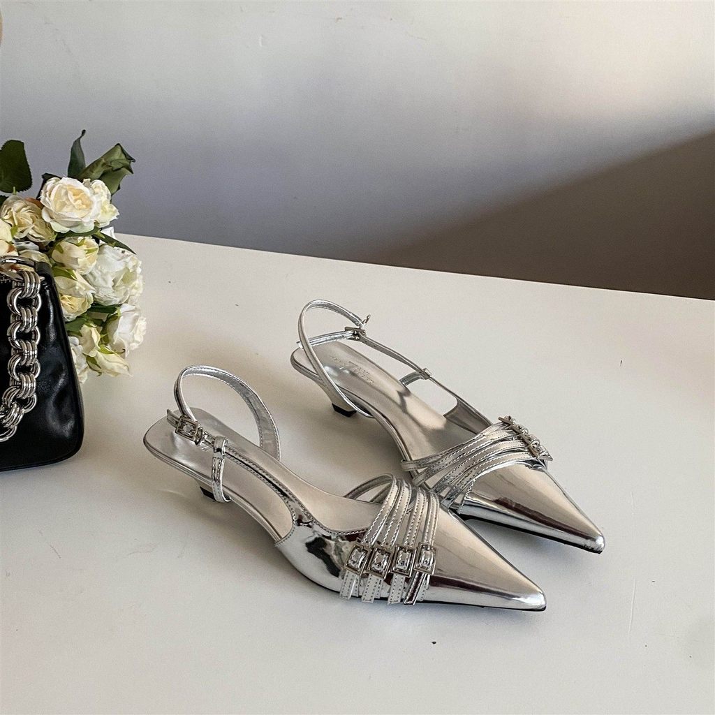 TT Châu Âu Mỹ Thắt Lưng Khóa Sandal Nữ Mũi Nhọn Rượu Thủy Tinh Gót Bạc Đen Sang Trọng Giày
