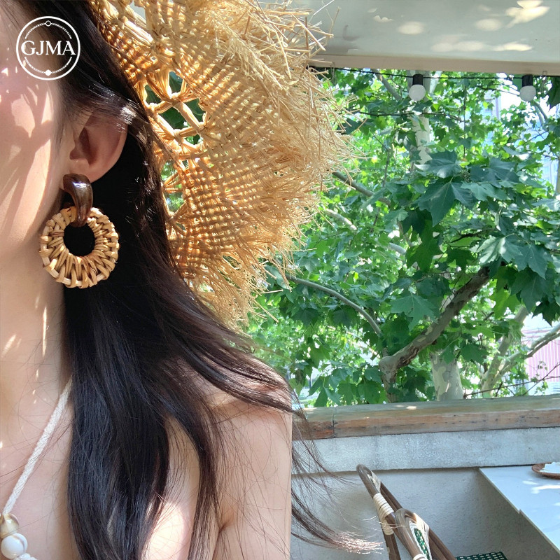 Bông tai hình tròn dệt mây tre phong cách Bohemian, phù hợp cho kỳ nghỉ và mùa hè