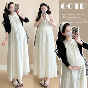 Bộ đồ bà bầu thời trang mùa hè gồm áo cardigan và váy ôm, thiết kế hai mảnh chống nắng hiệu quả