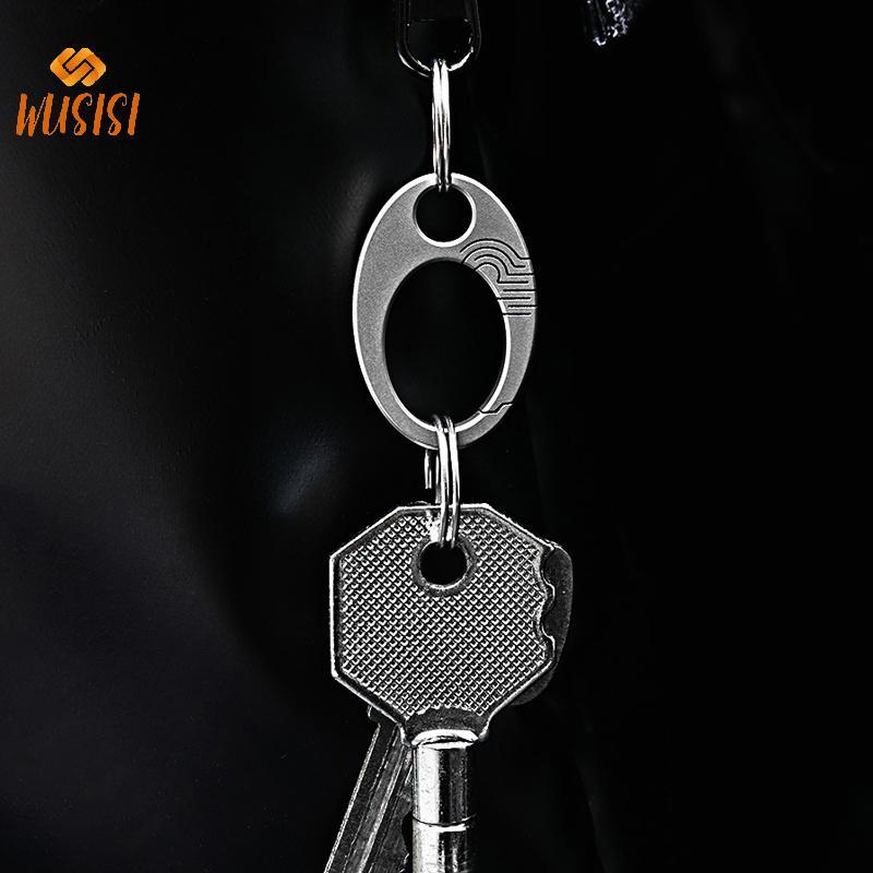 Móc khóa carabiner hợp kim titan màu xanh dương, thiết kế nhỏ gọn hình bầu dục, phù hợp làm vòng chìa khóa và dùng ngoài trời
