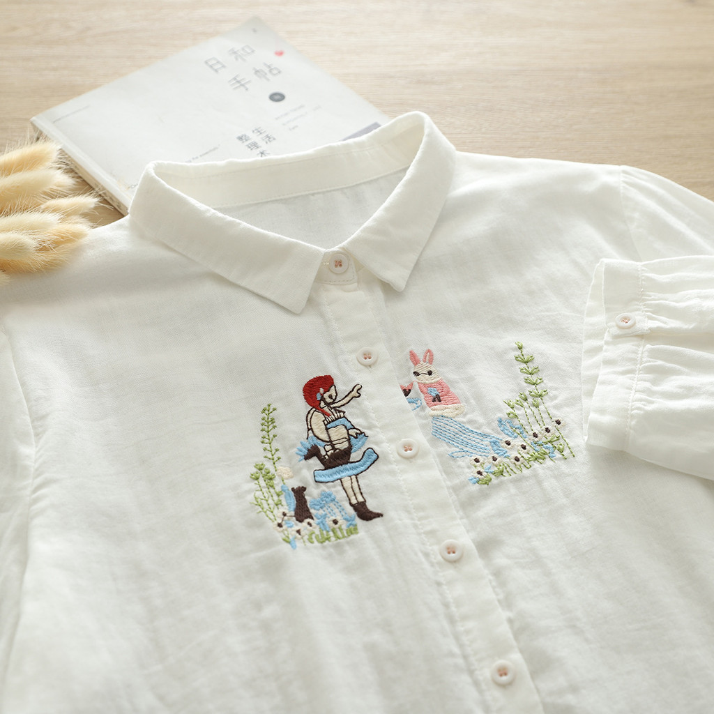 Áo sơ mi nữ dáng rộng chất liệu cotton trắng, họa tiết thêu hoạt hình bé gái, phong cách Nhật Bản