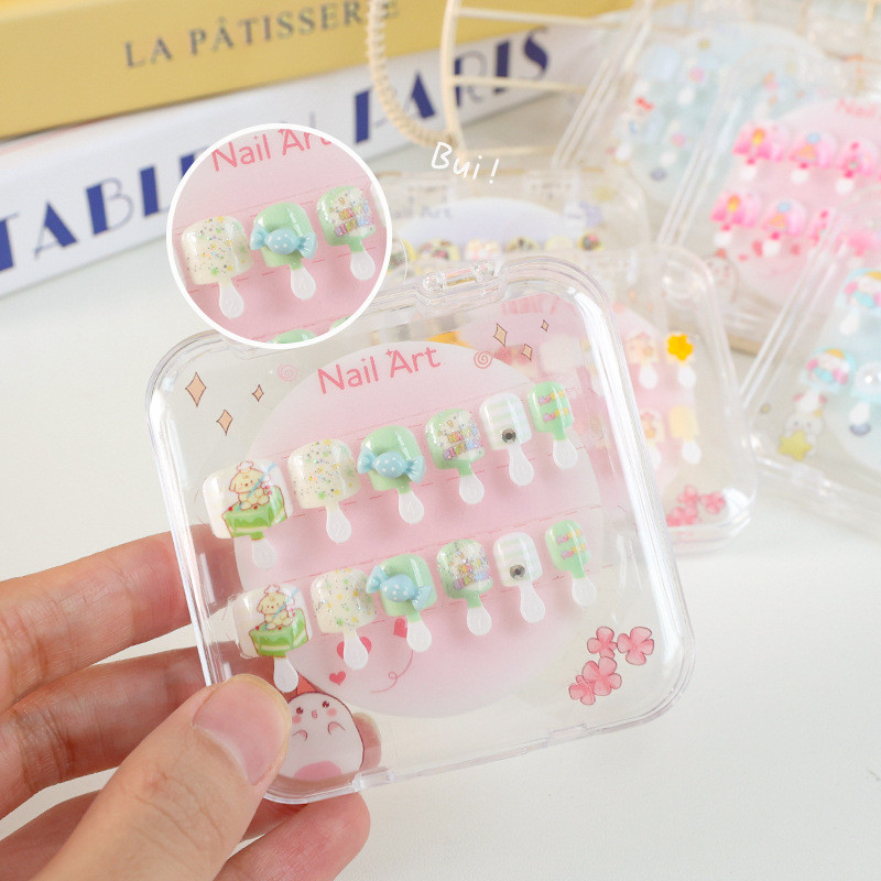 Sweet Kids Press On Nails Handmade Với Ngọc Trai Có Thể Tháo Rời Hoạt Hình Móng Tay Giả Dễ Thương Nhân Tạo Đầu Móng Tay Cho Bé Gái Và Nữ