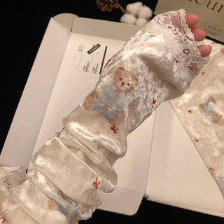 Bộ đồ ngủ nhung họa tiết gấu mới dành cho nữ, sang trọng và dày dặn, bộ dài tay mặc ở nhà trẻ trung
