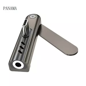 Bộ chuyển đổi âm thanh NAMA USB C có giá đỡ điện thoại tích hợp Thiết kế nhôm lý tưởng để xem video khi đang di chuyển