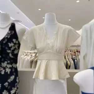 Áo thun ngắn tay cổ chữ V cotton, phù hợp xuân thu, tạo form body thon gọn