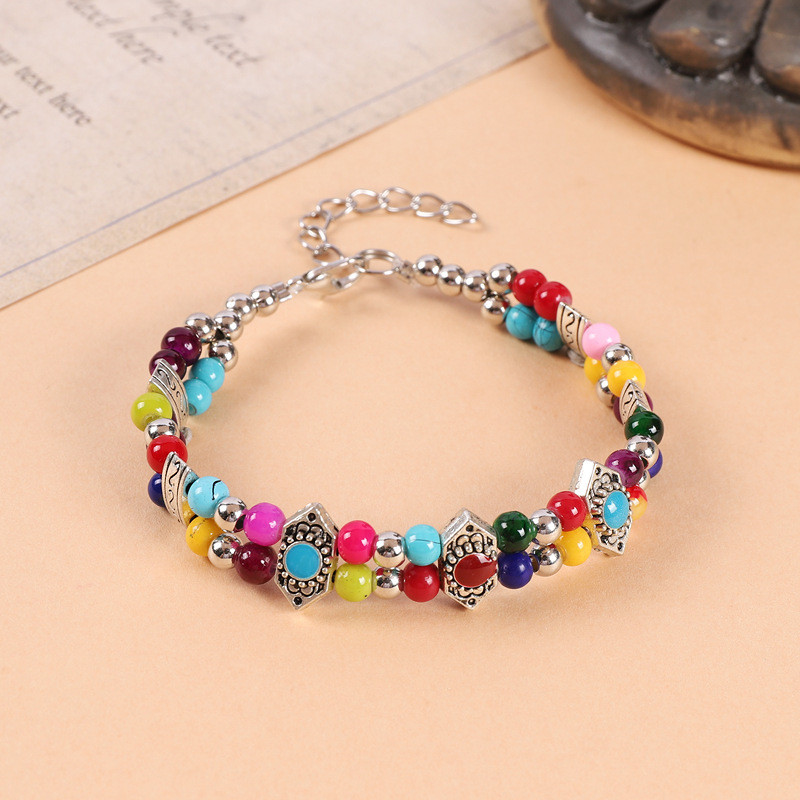 Vòng tay hạt bện phong cách dân tộc Vân Nam, màu sắc đa dạng, phù hợp cho du lịch và chụp ảnh