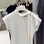 Áo thun Tencel màu be form slim dành cho streamer, chất liệu mỏng nhẹ