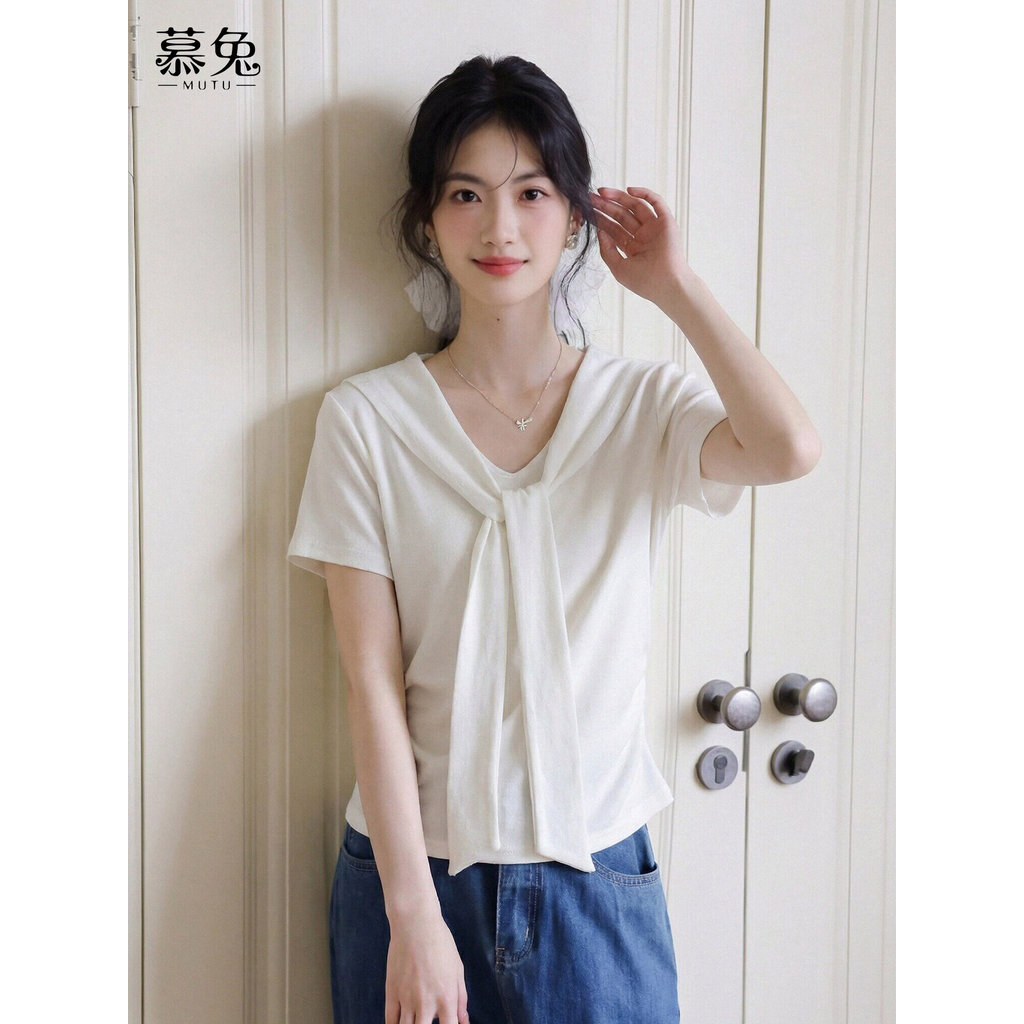 Mutu blouse phong cách Hàn Quốc, cổ chữ V, tay ngắn màu trắng - thiết kế sang trọng mùa hè