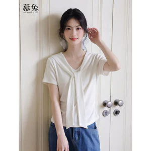 Mutu blouse phong cách Hàn Quốc, cổ chữ V, tay ngắn màu trắng - thiết kế sang trọng mùa hè