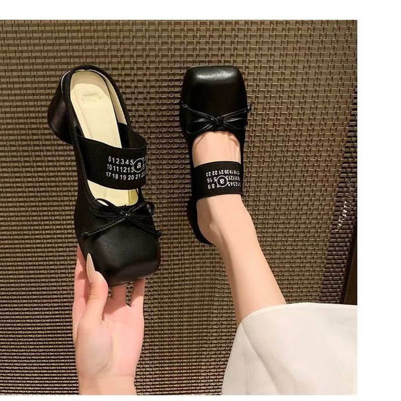 ✨Spot】Giày Mary Jane nữ cùng Jennie đốm trắng phong cách Hàn,đế cao6cm tăng chiều cao,hot trend 2026