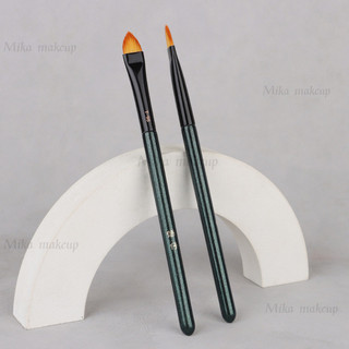 MEIZAI Bàn chải che khuyết điểm  Bàn chải hình tam giác để che rách Trough Vòng tròn tối Nasolabial Gấp đầu phẳng Bàn chải trang điểm