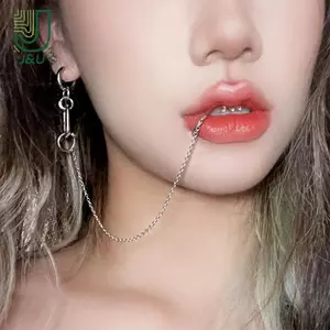 Giả Xuyên MôiAnimePunk và Bông Tai Dây Xích - Phụ Kiện Cosplay